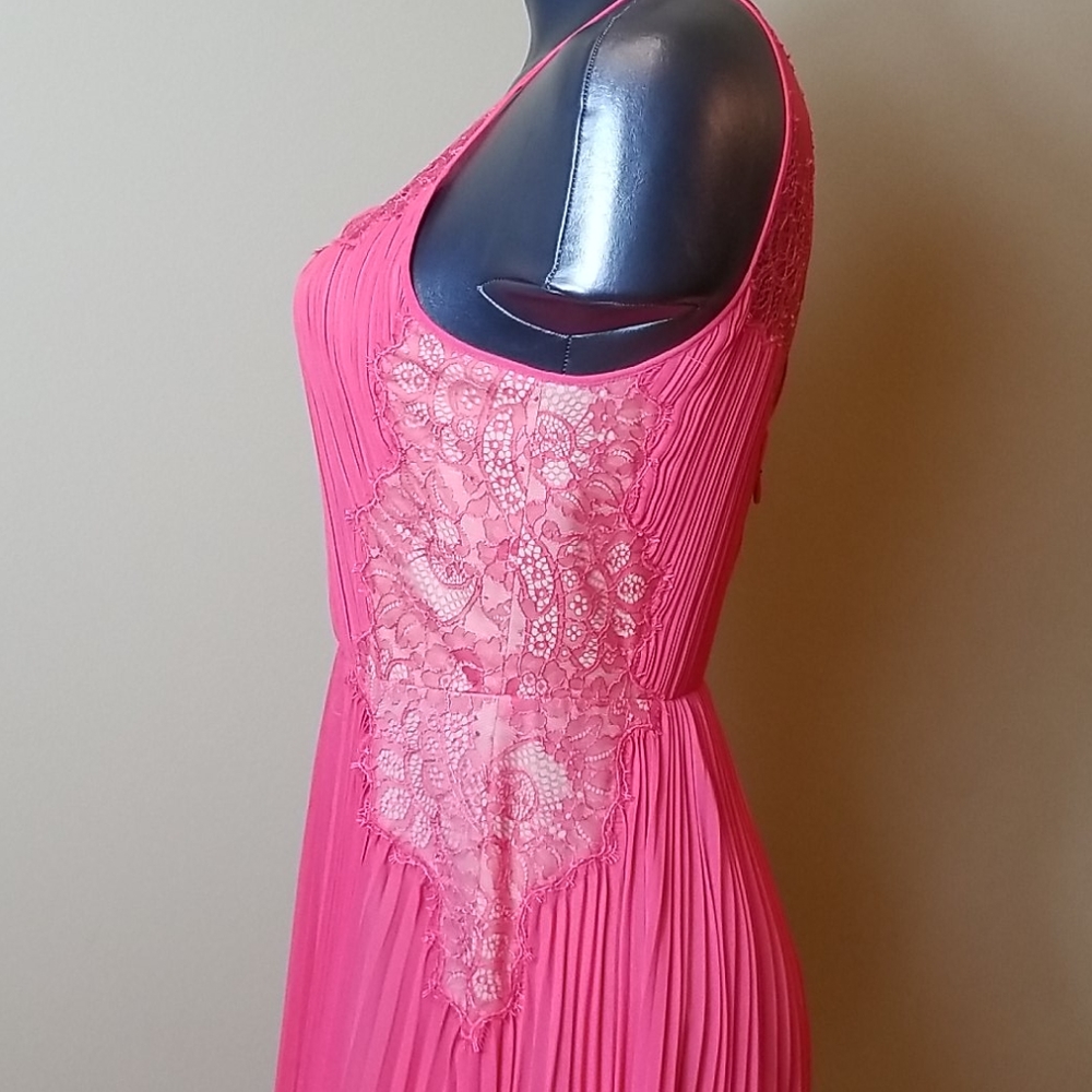 BCBGMAXAZRIA Pleated Lace & Chiffon High/Low Dress - Picture 5 of 10